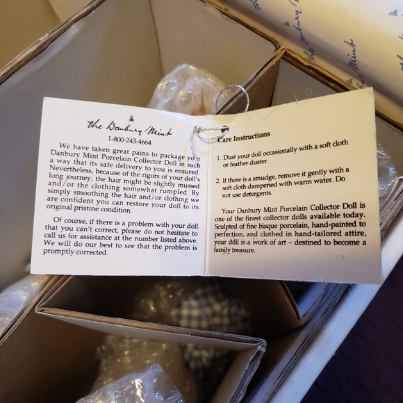 Davey Porcelain Doll by Linda Steele Danbury Mint - Picture 6 of 6